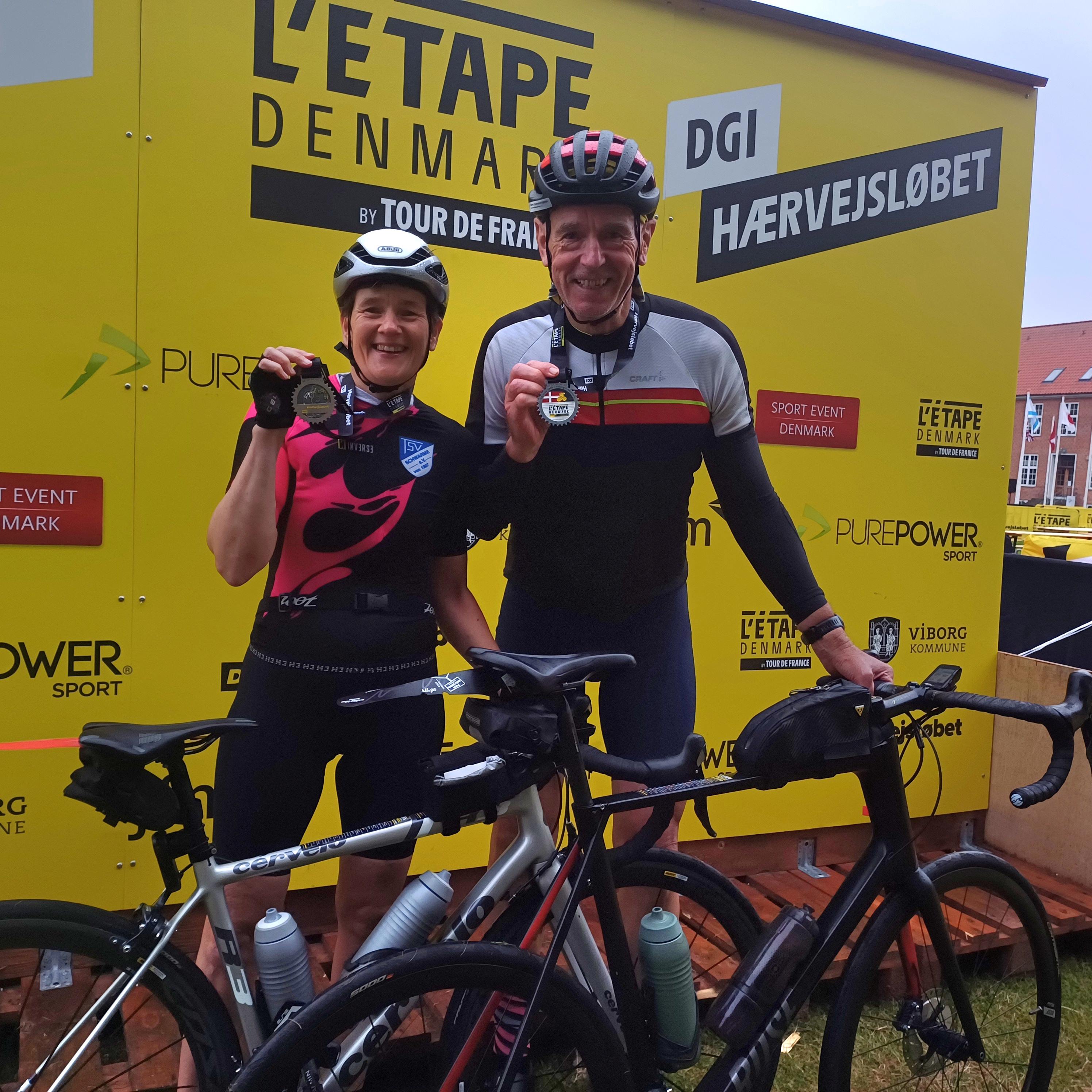 4 Ziel mit Medaillen